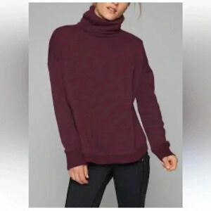 Athleta Cozy Karma Fleece lined Sweatshirt Size Medium